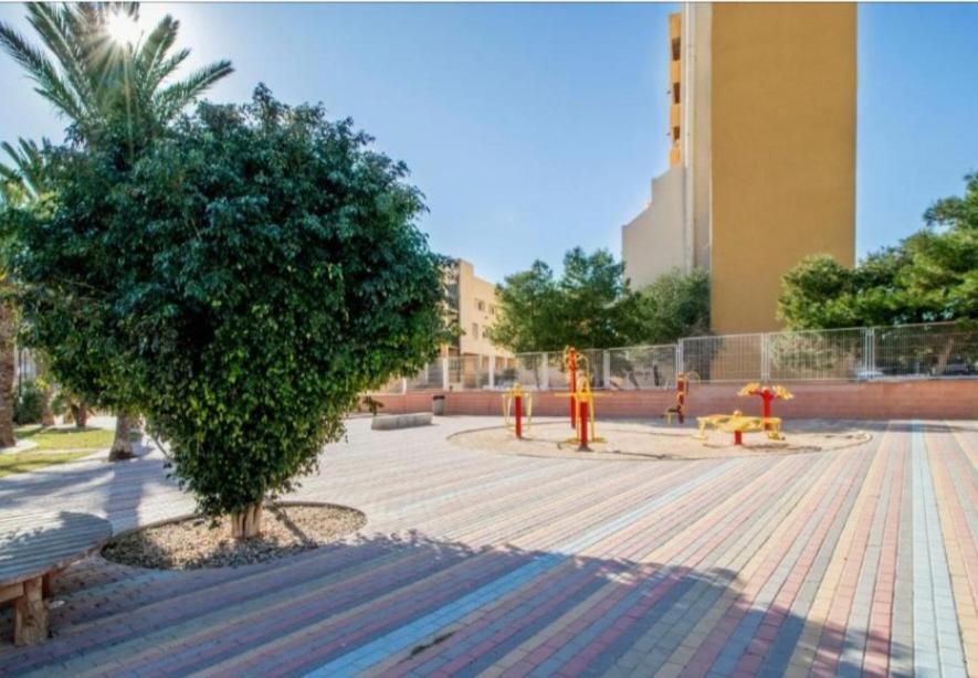 Apartamento Los Gases Torrevieja Eksteriør bilde