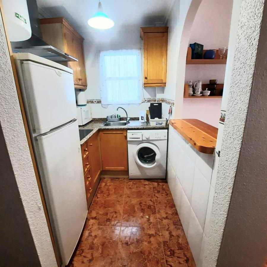 Apartamento Los Gases Torrevieja Eksteriør bilde